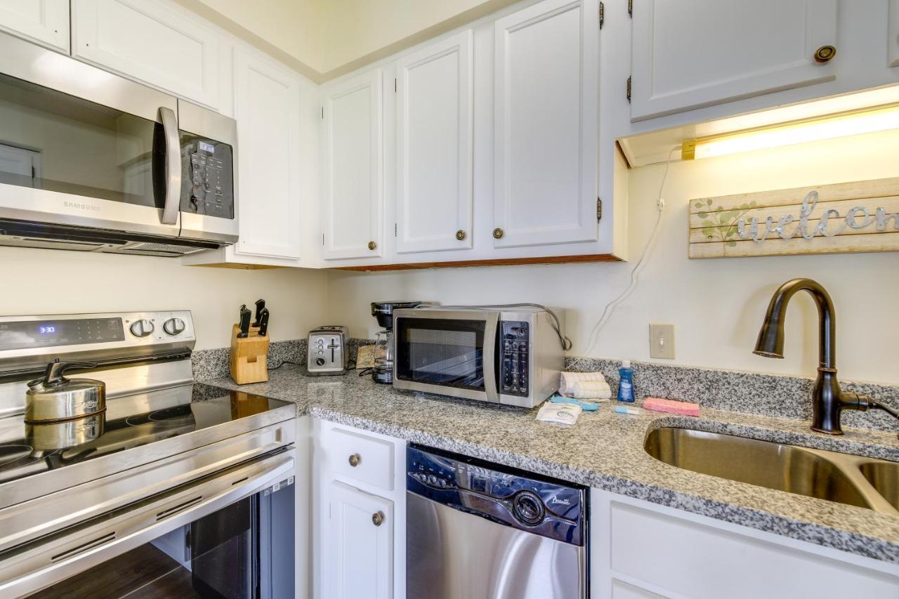 Gatlinburg Mountaintop Condo With Balcony And Views! Exterior photo