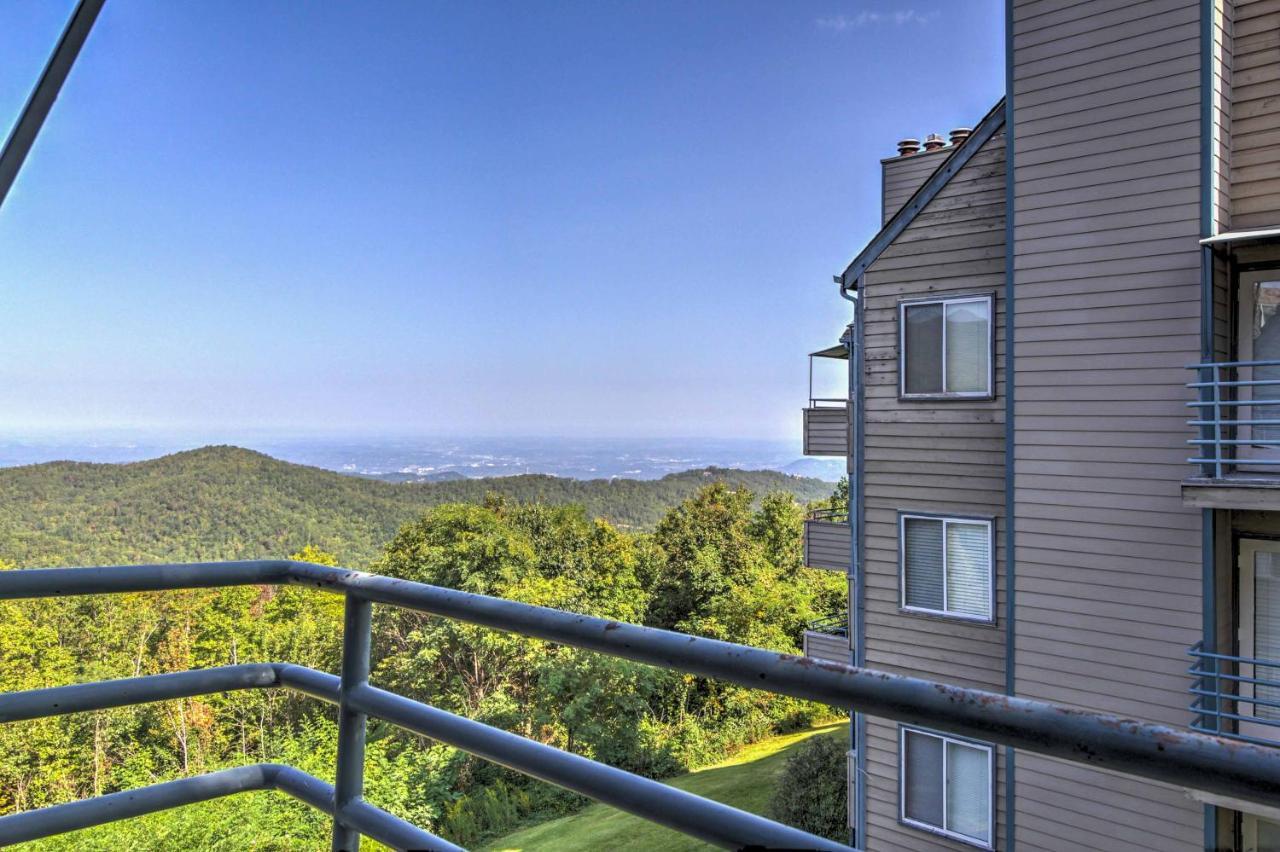Gatlinburg Mountaintop Condo With Balcony And Views! Exterior photo
